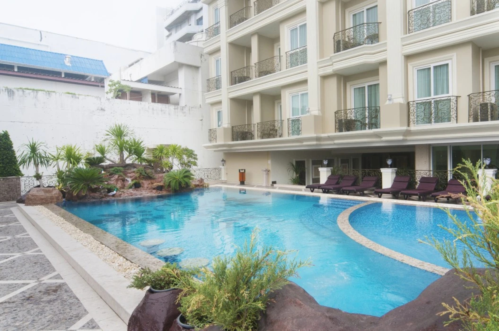 LK The Empress Pattaya