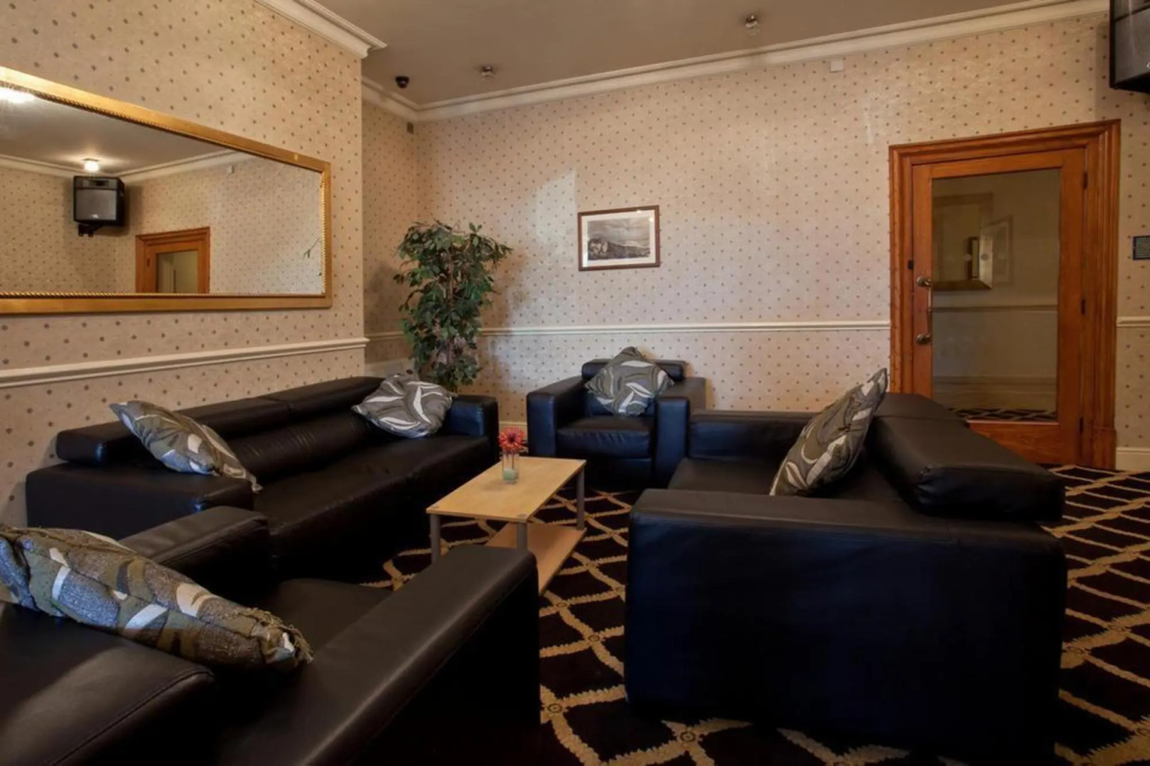 North Stafford Hotel