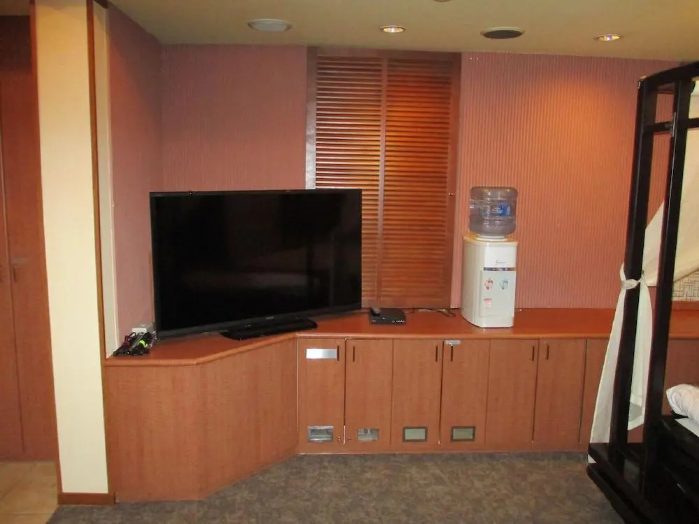 Hotel Rplus - Adults only