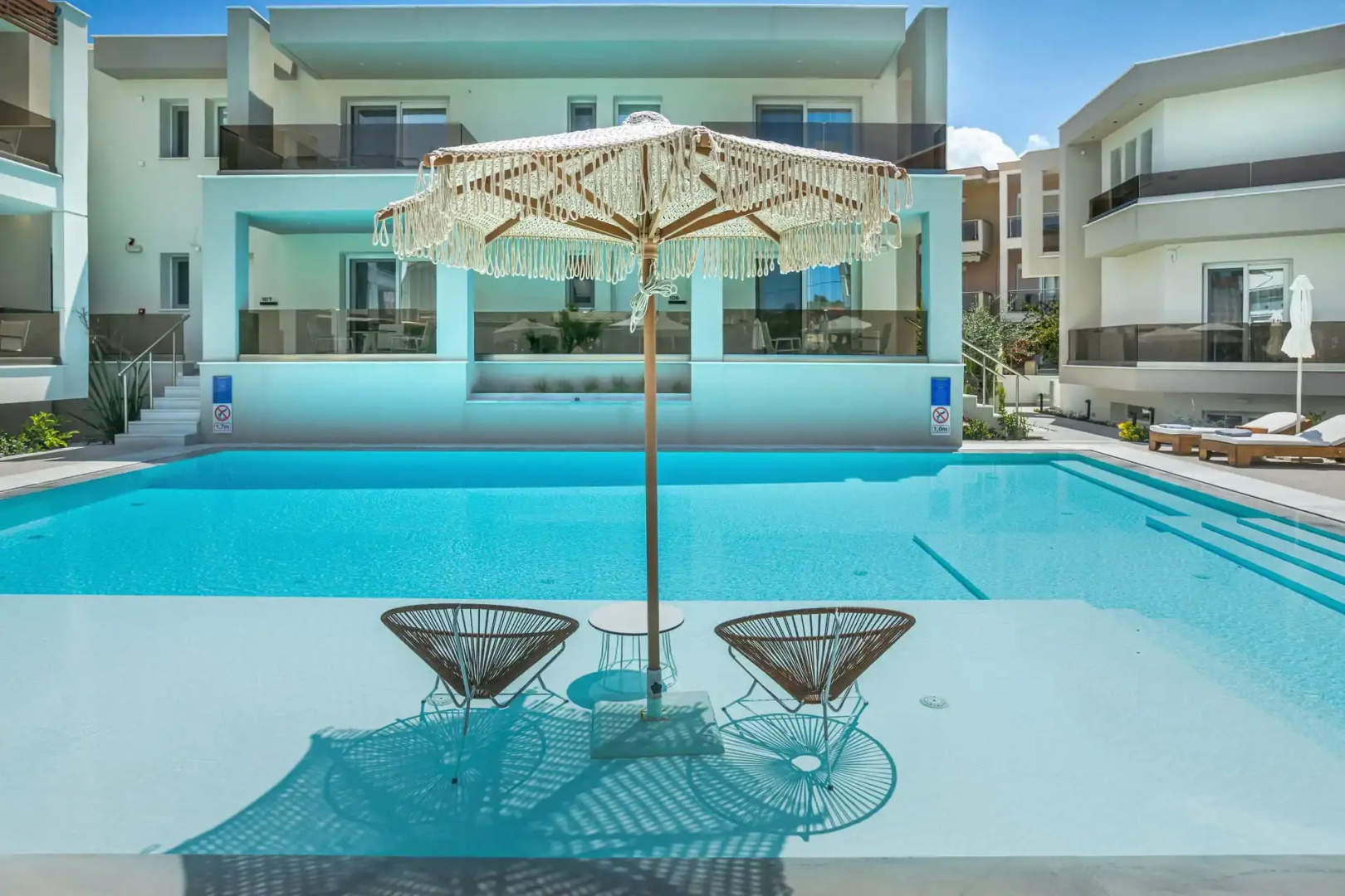 Mirablue Luxury Residences