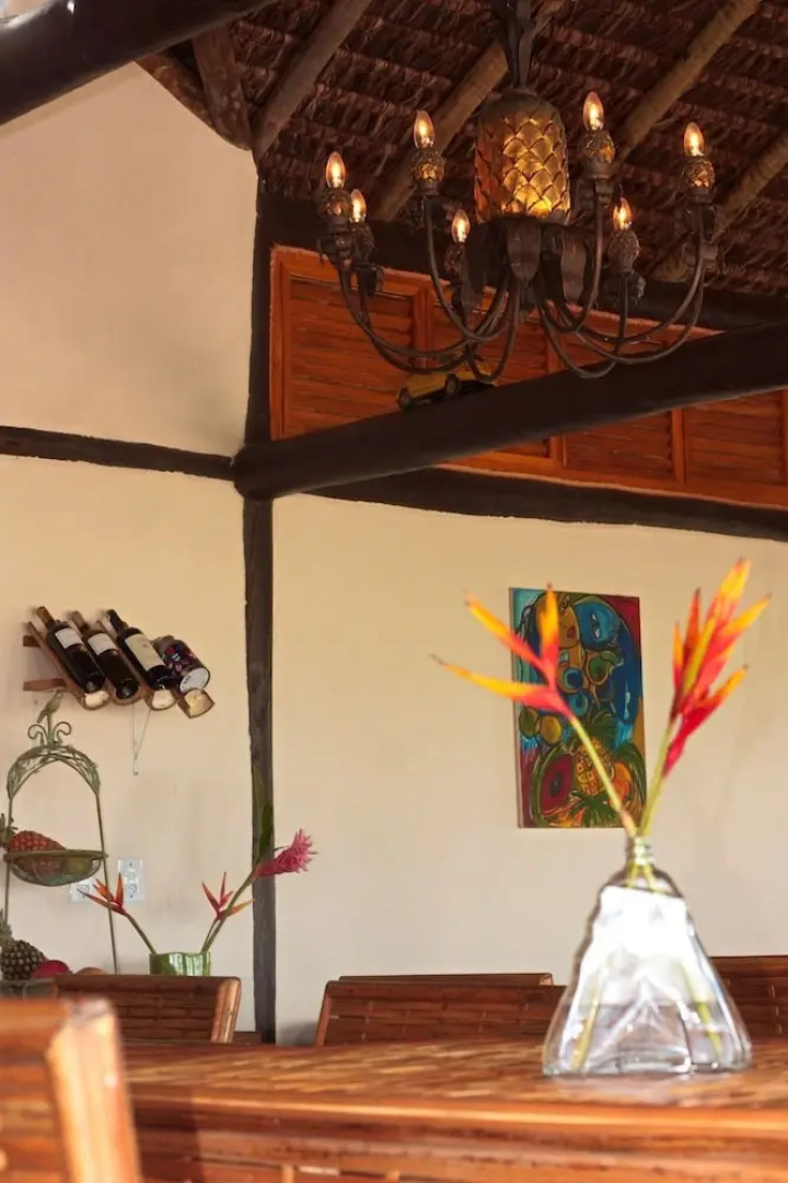 Bambusada Hotel & Restaurant