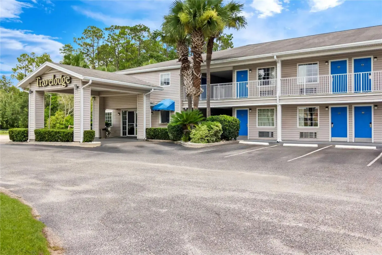 Travelodge Suites by Wyndham MacClenny/I-10