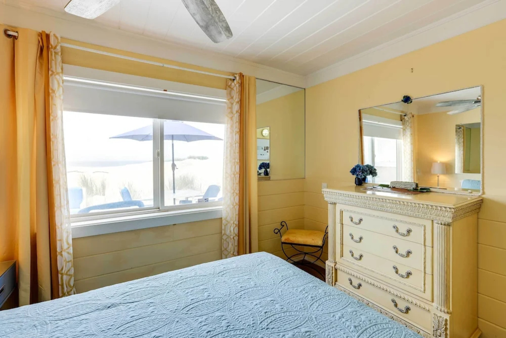 Between the Dunes: Breezy Beachfront Oceano Home!