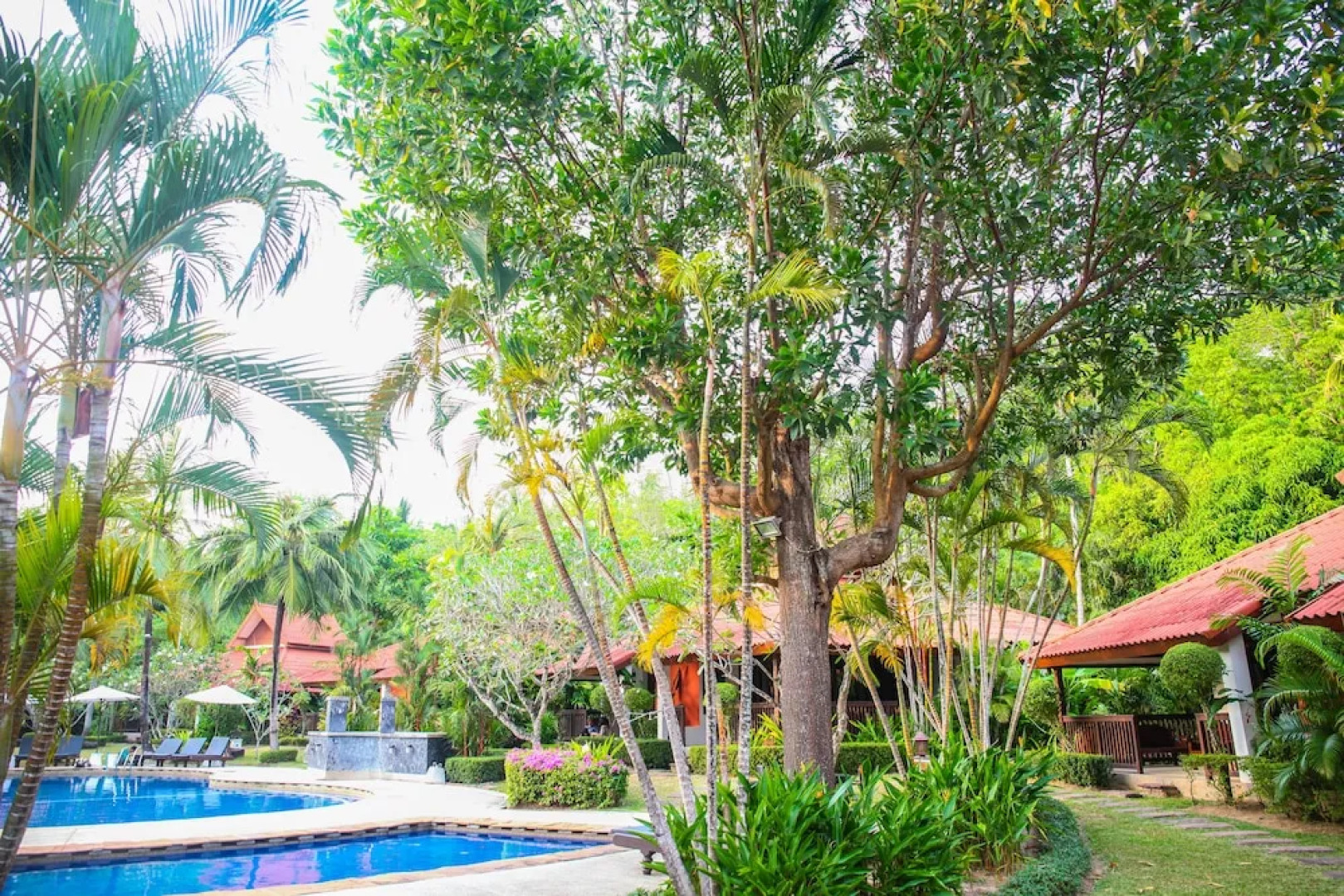 Dasein Chalong Bay Hotel