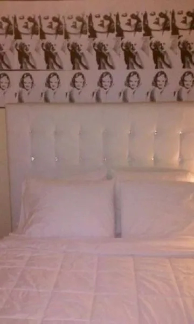 Hollywood Dream Suites Hotel