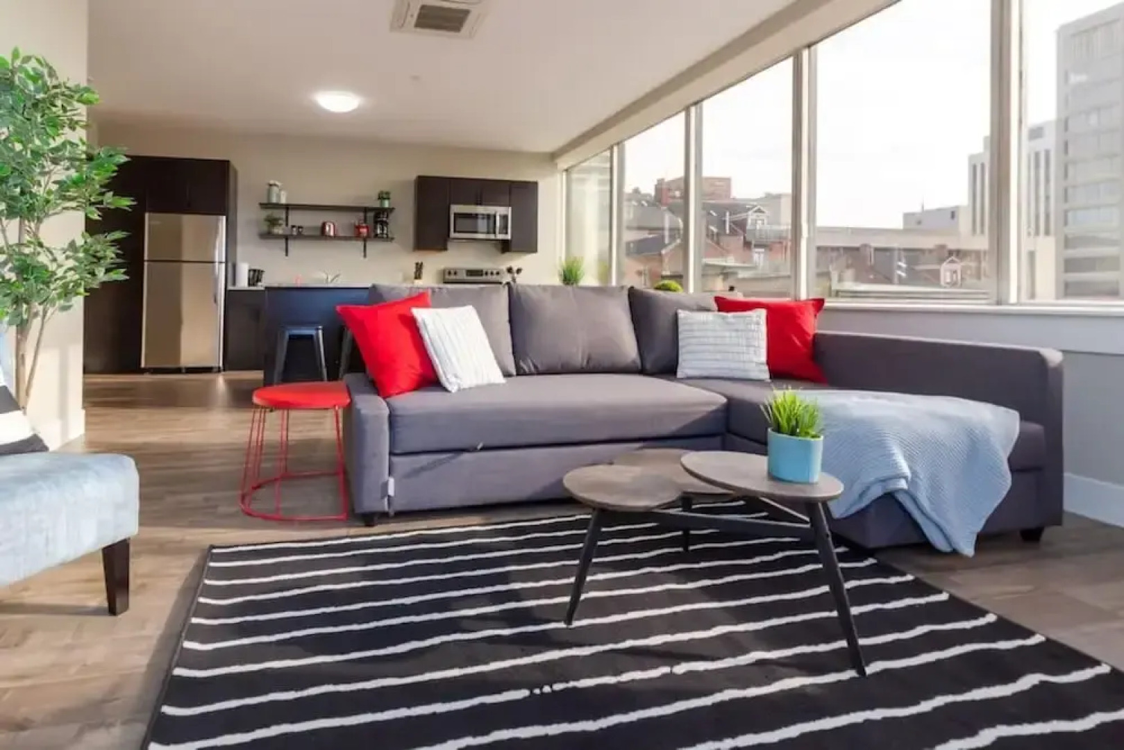 The Best Rental in SJ w Parking Excellent Views Location