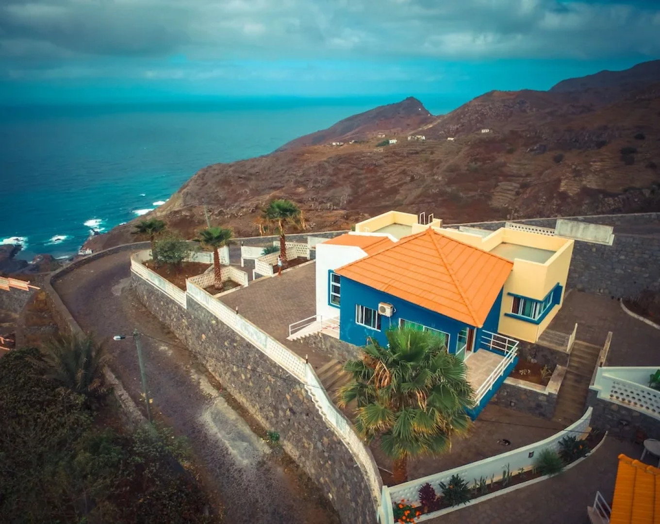 Luatur - Alojamento e Restauração