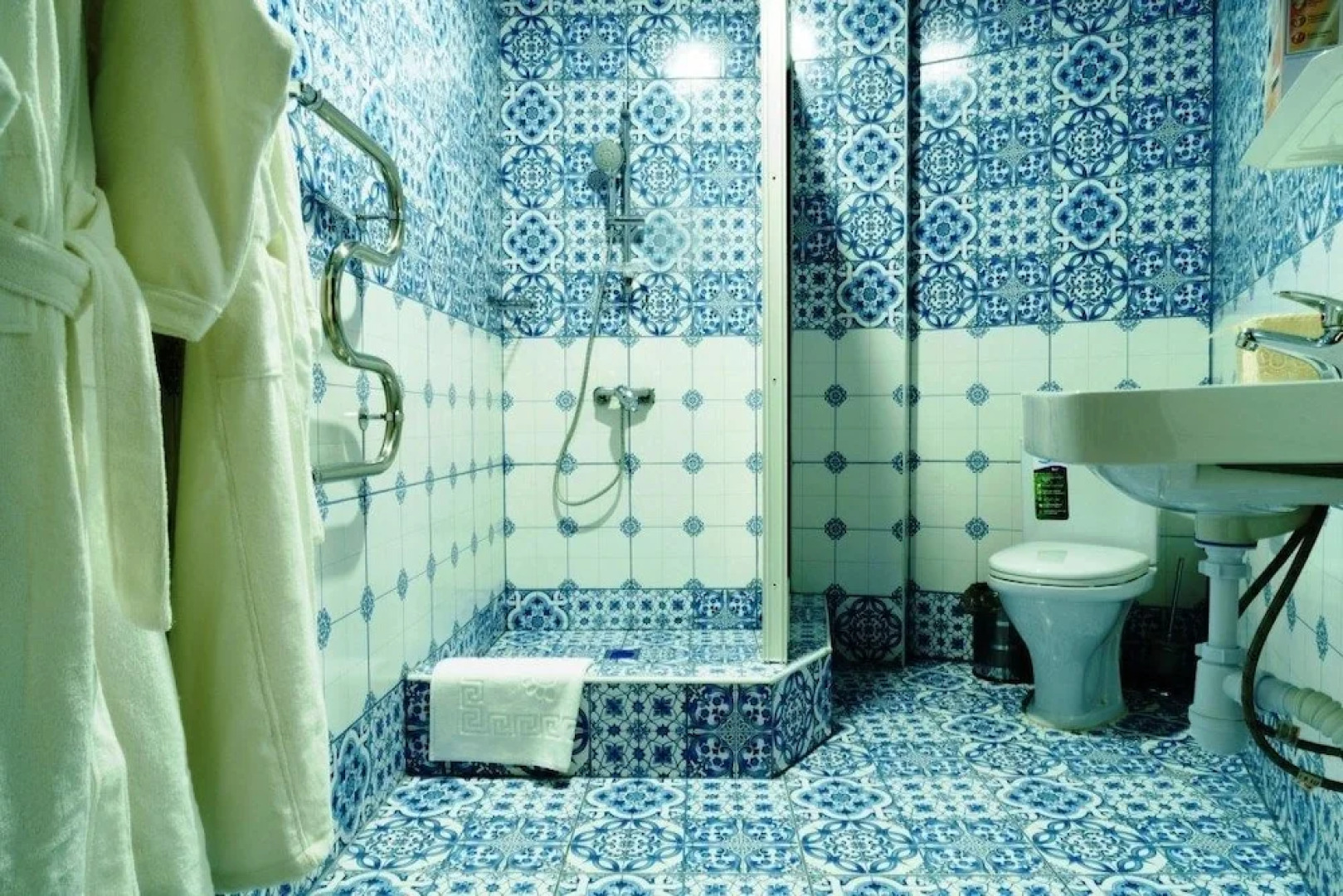 Отель Eco Estate Golden Key