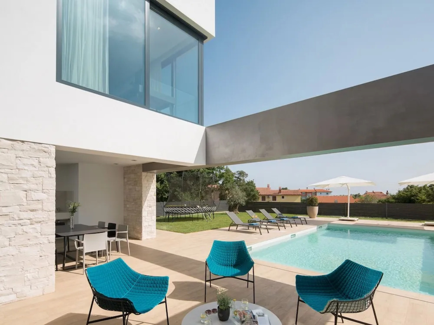 Luxury Villa in Ližnjan With Swimming Pool