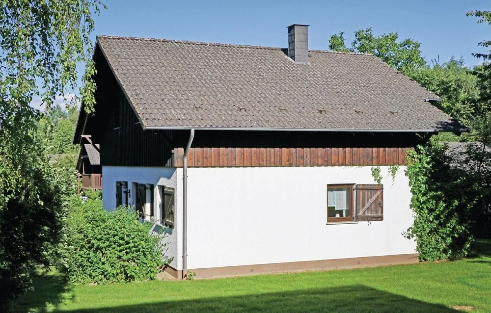 Beautiful Home in Thalfang With 4 Bedrooms