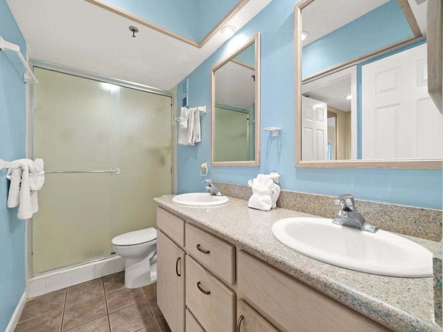 Las Brisas by Vtrips