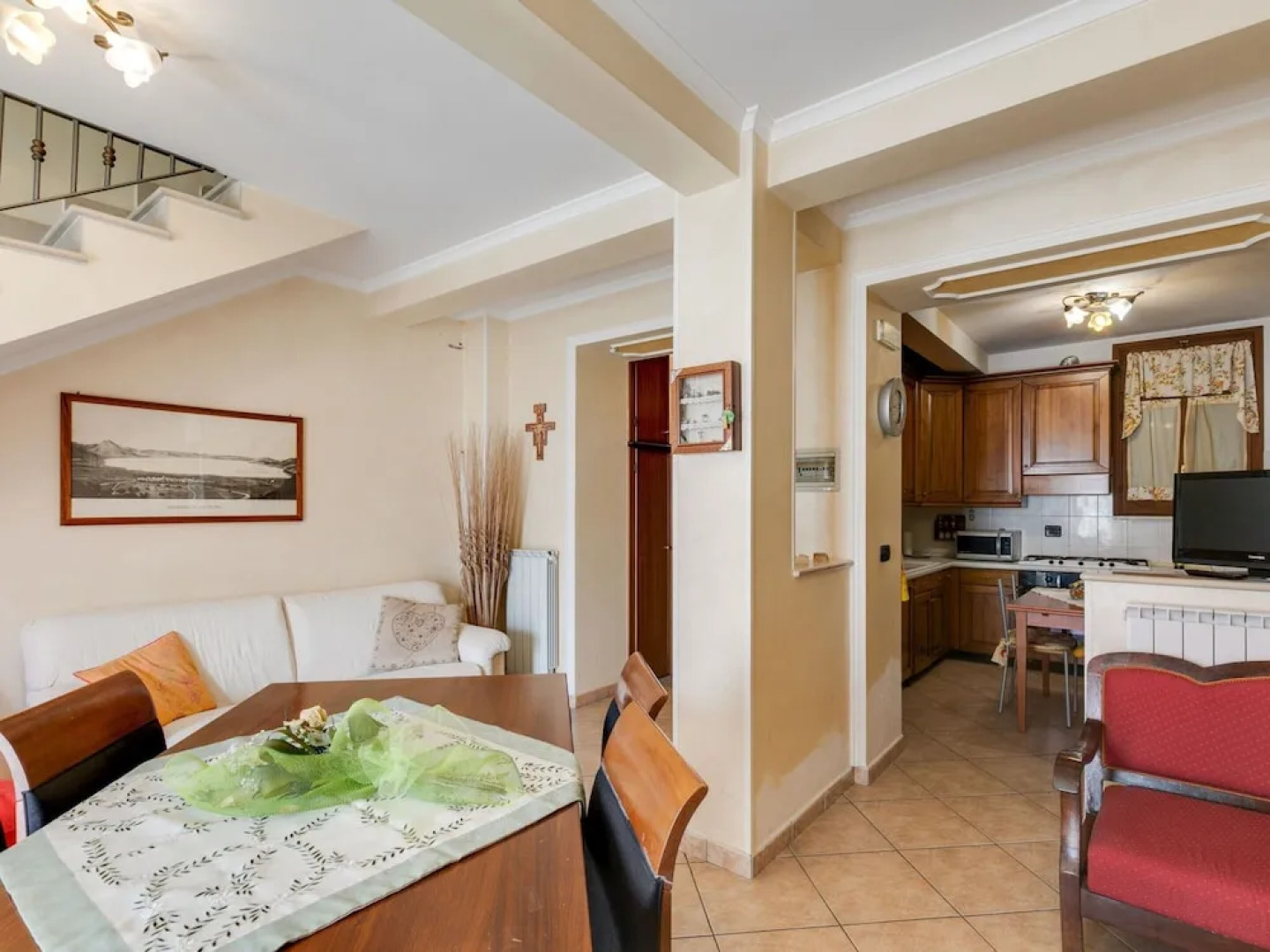 Belvilla by Oyo Sirente House