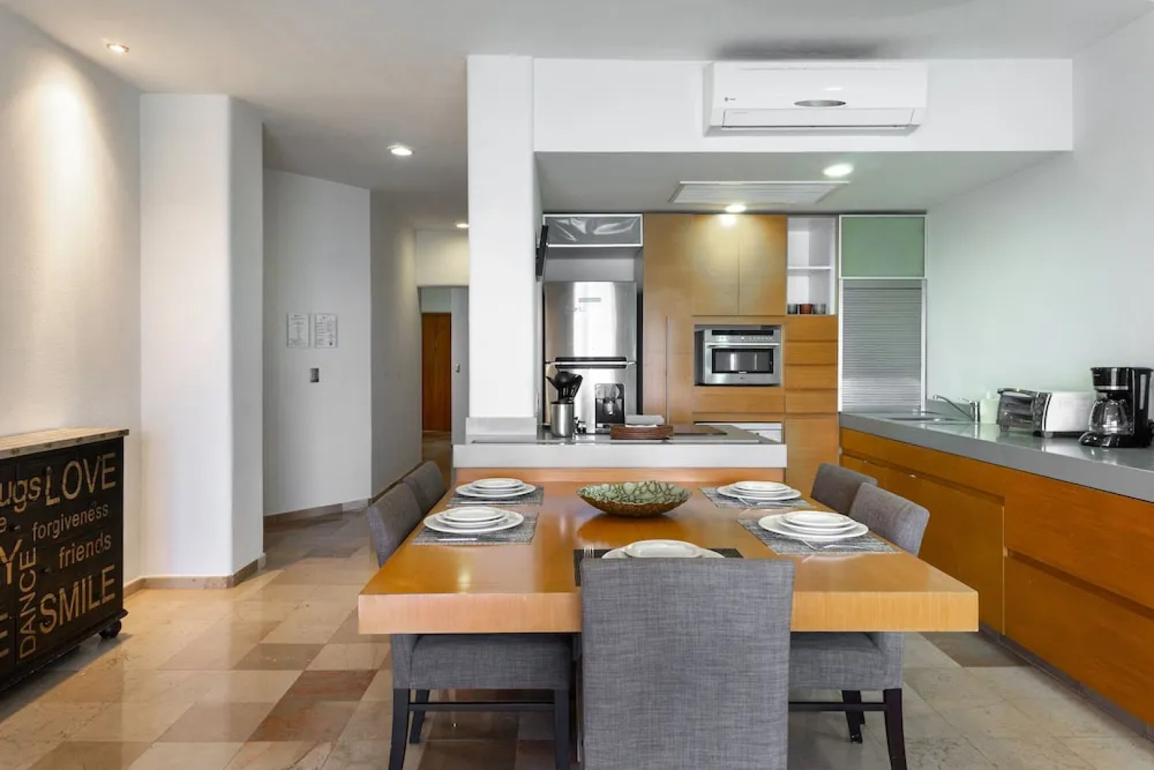 Homing Bird Apartments