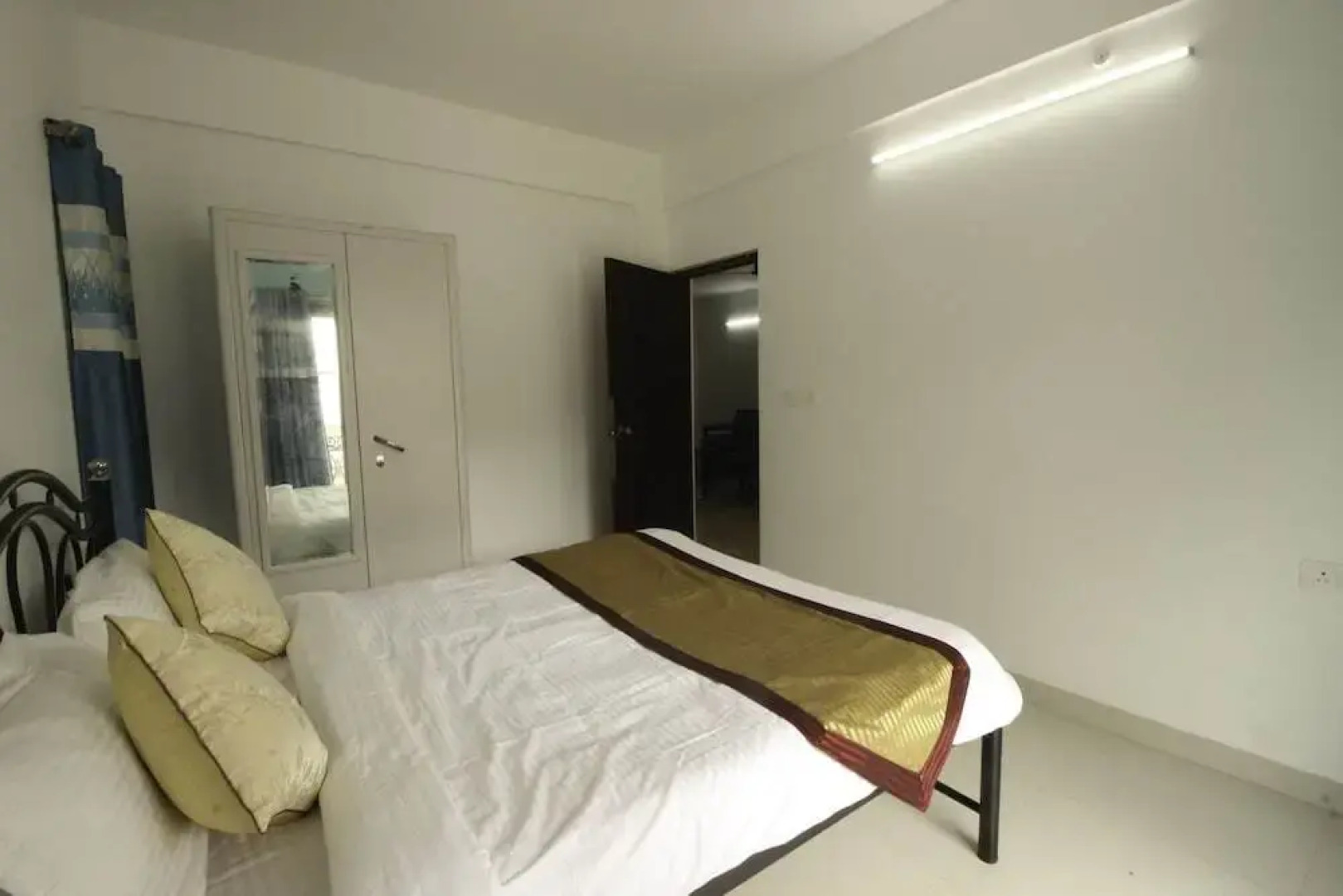 OYO Home 11012 Peaceful 1BHK Nerul