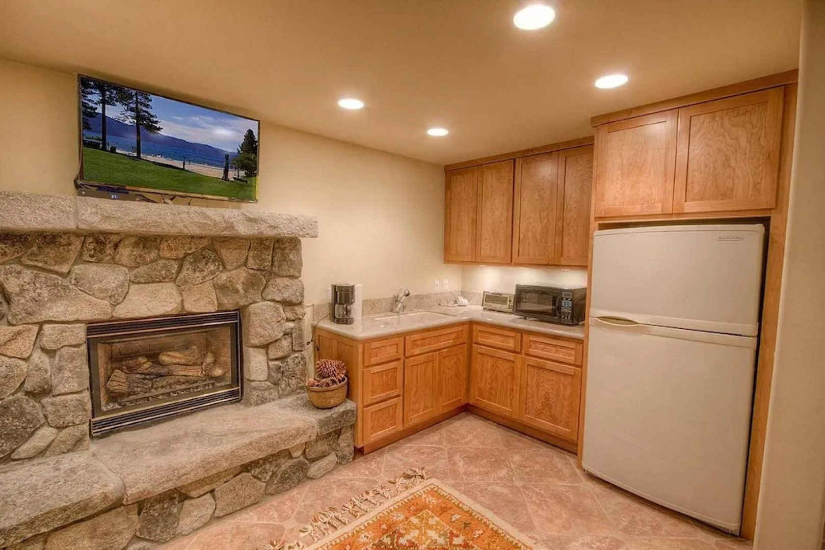 Silver Rock Lodge by Lake Tahoe Accommodations