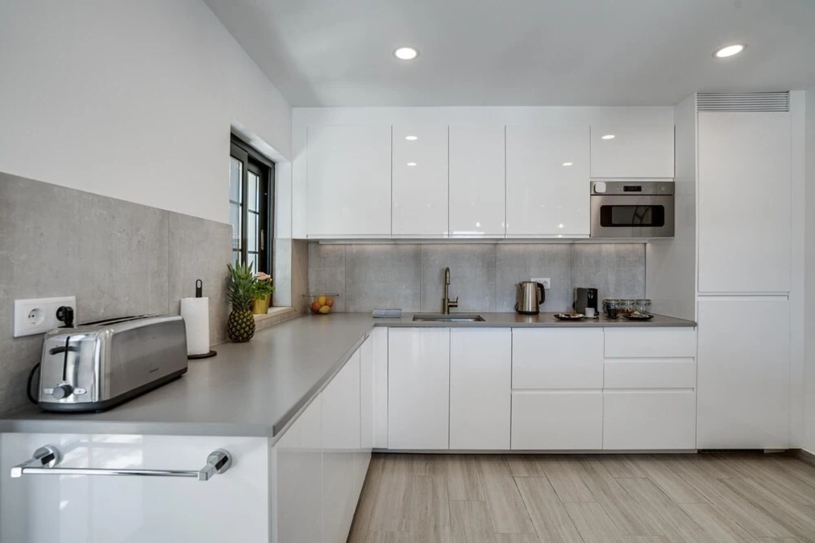 Luxurious 4 bed Villa in Loul