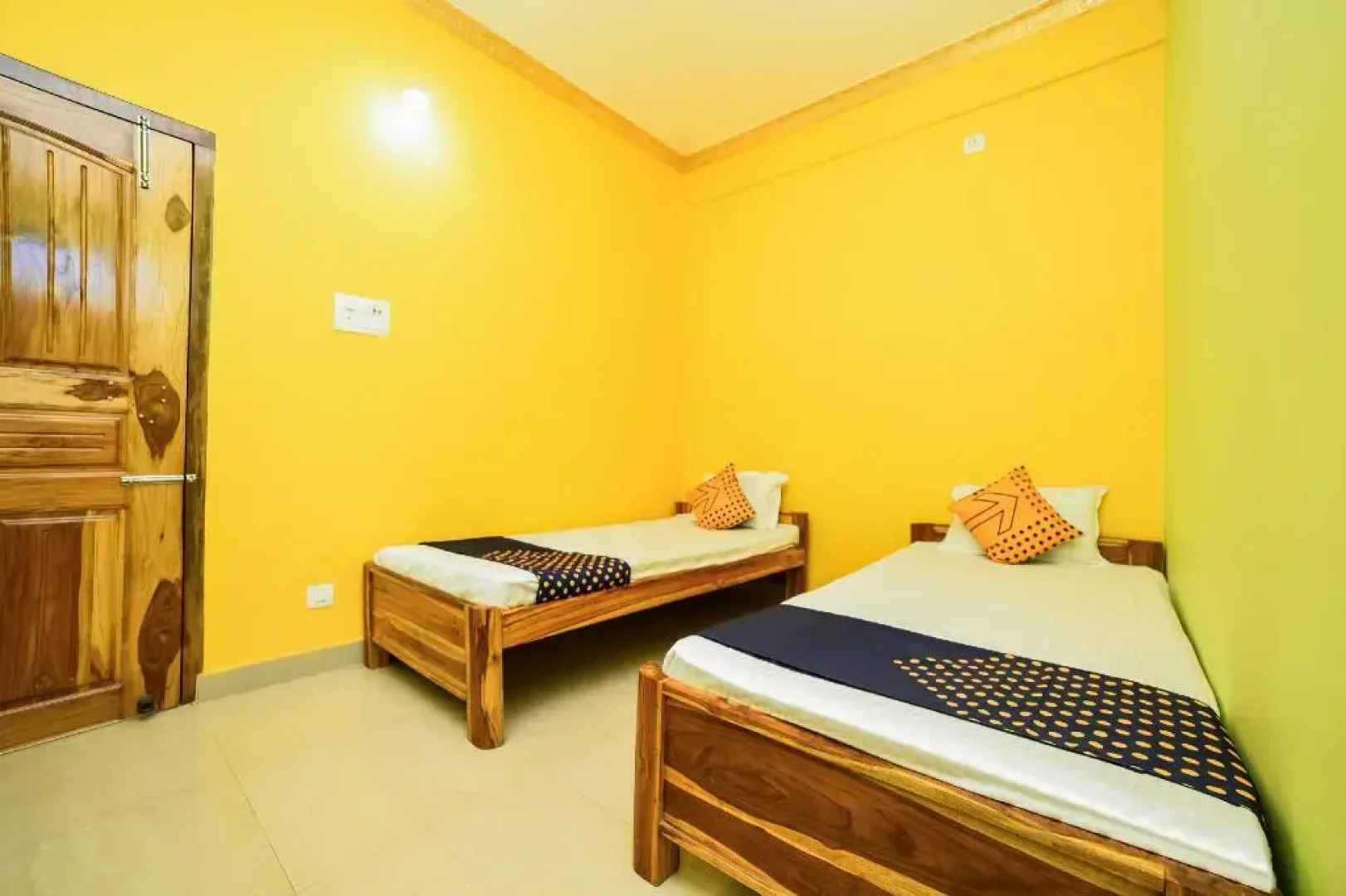Sln Grand by OYO Rooms