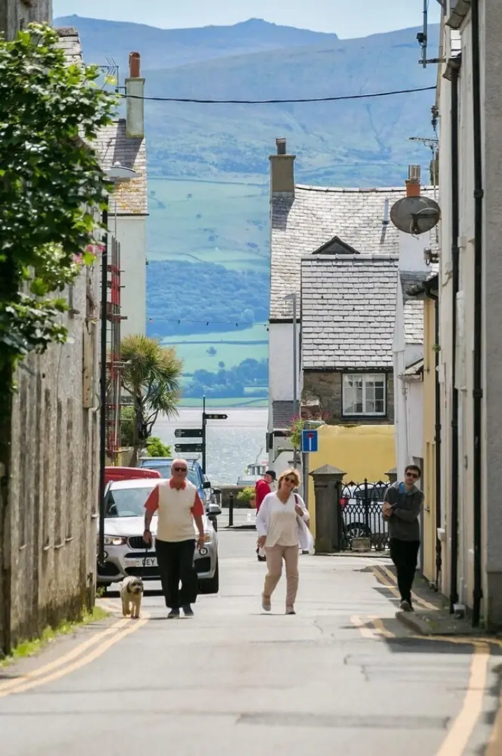 1 The Quay