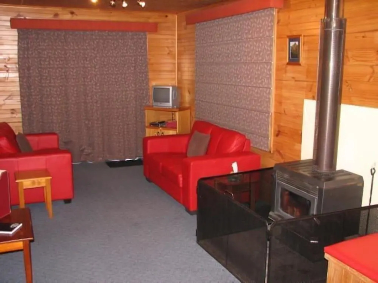 Derwent Bridge Chalets & Studios