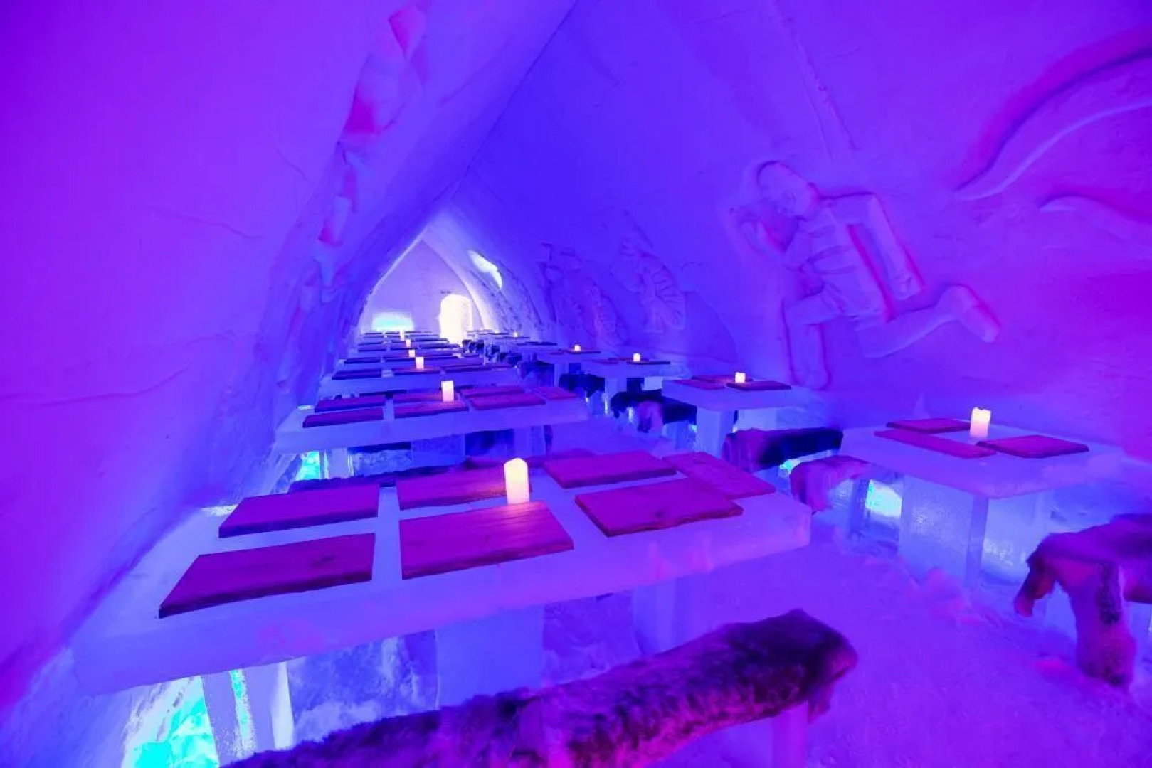 Arctic SnowHotel & Glass Igloos