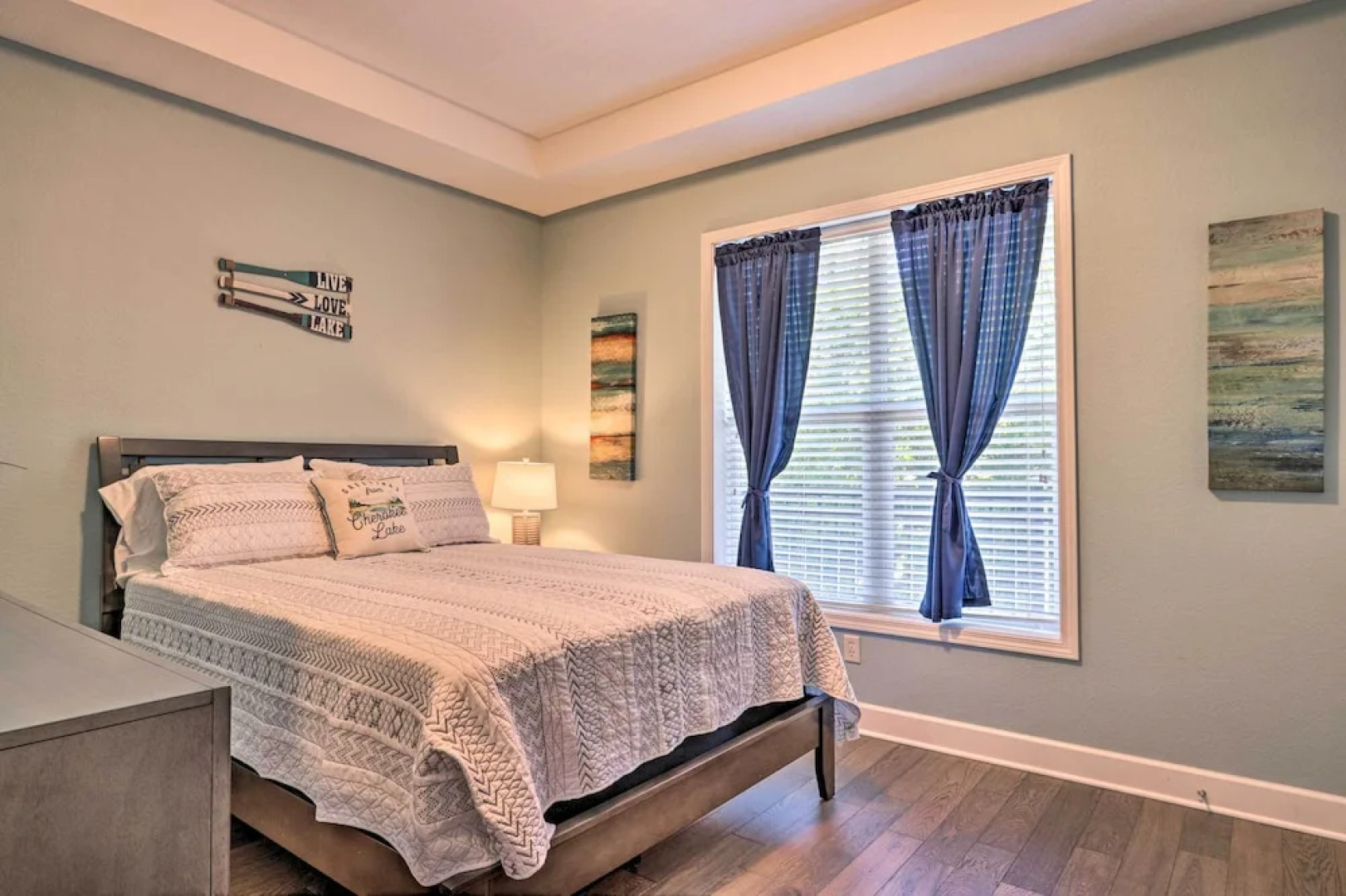 Waterfront Bean Station Condo w/ Balcony & Views!