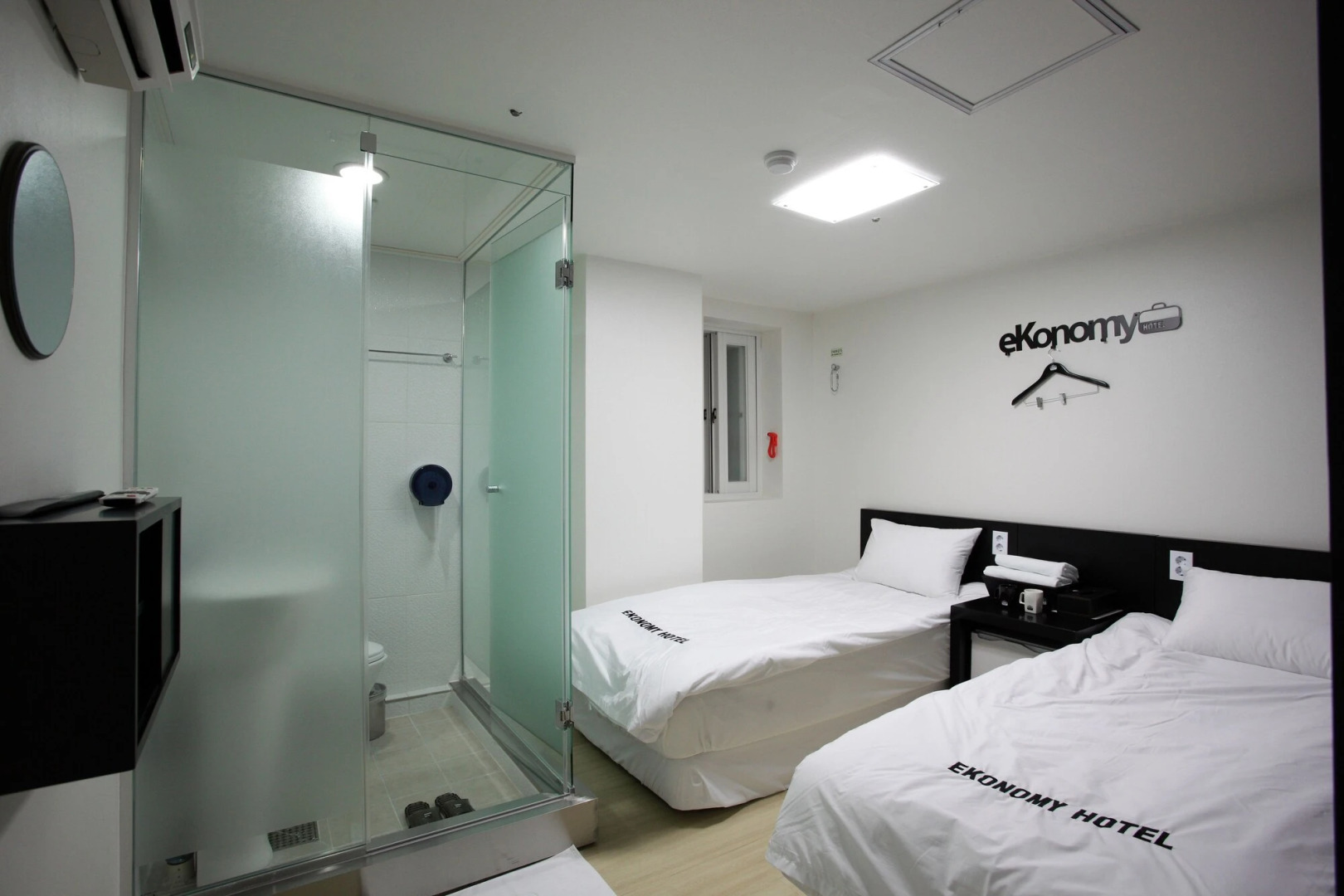 Ekonomy Hotel Myeongdong premier