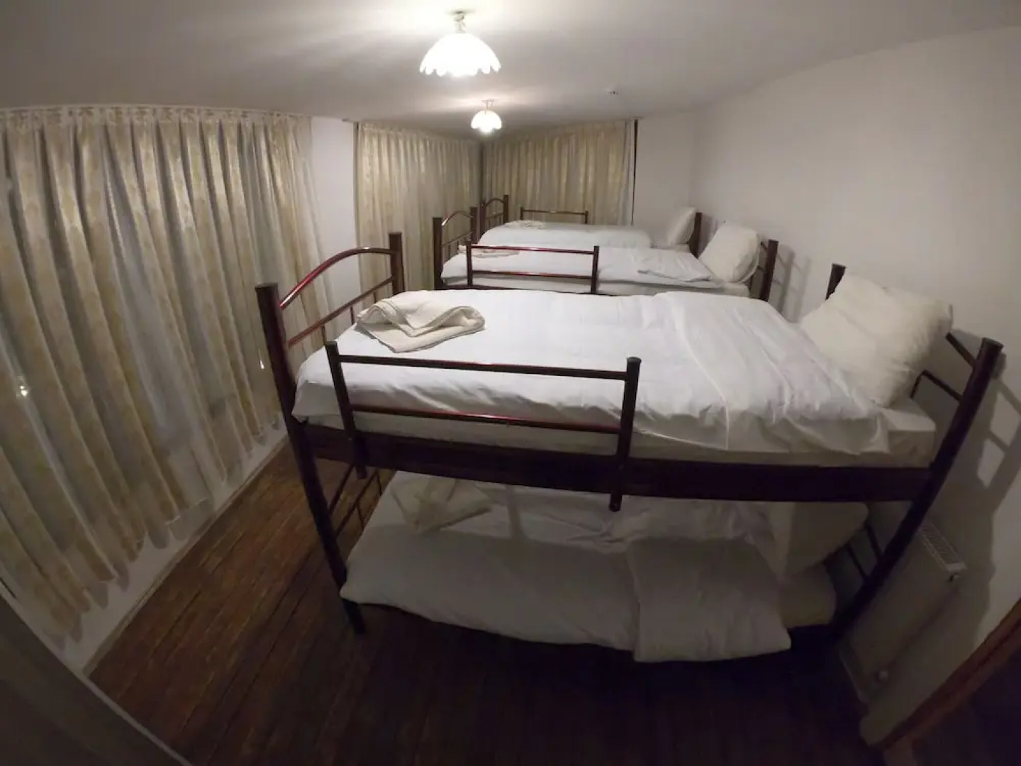 Cave seasons deluxe hotel