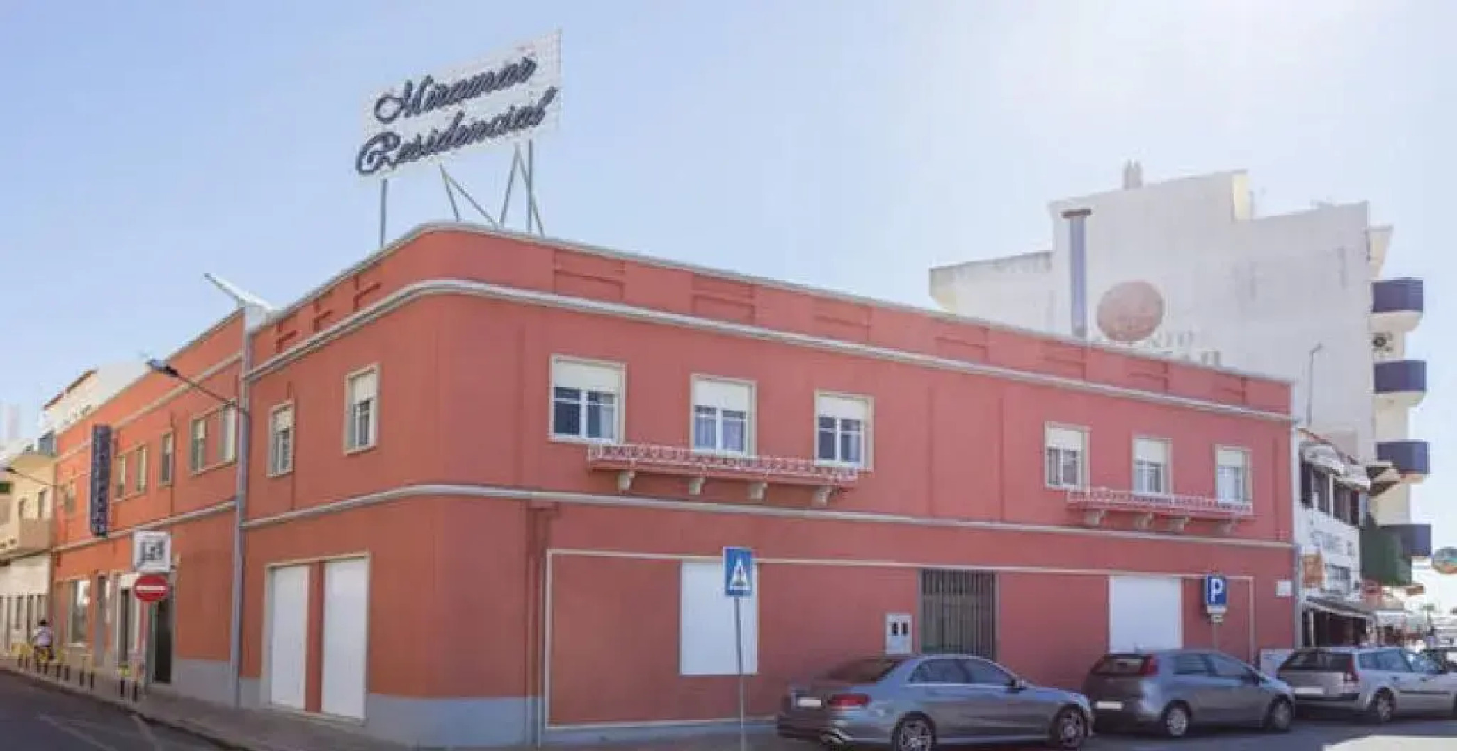 Residencial Miramar by Portugalferias