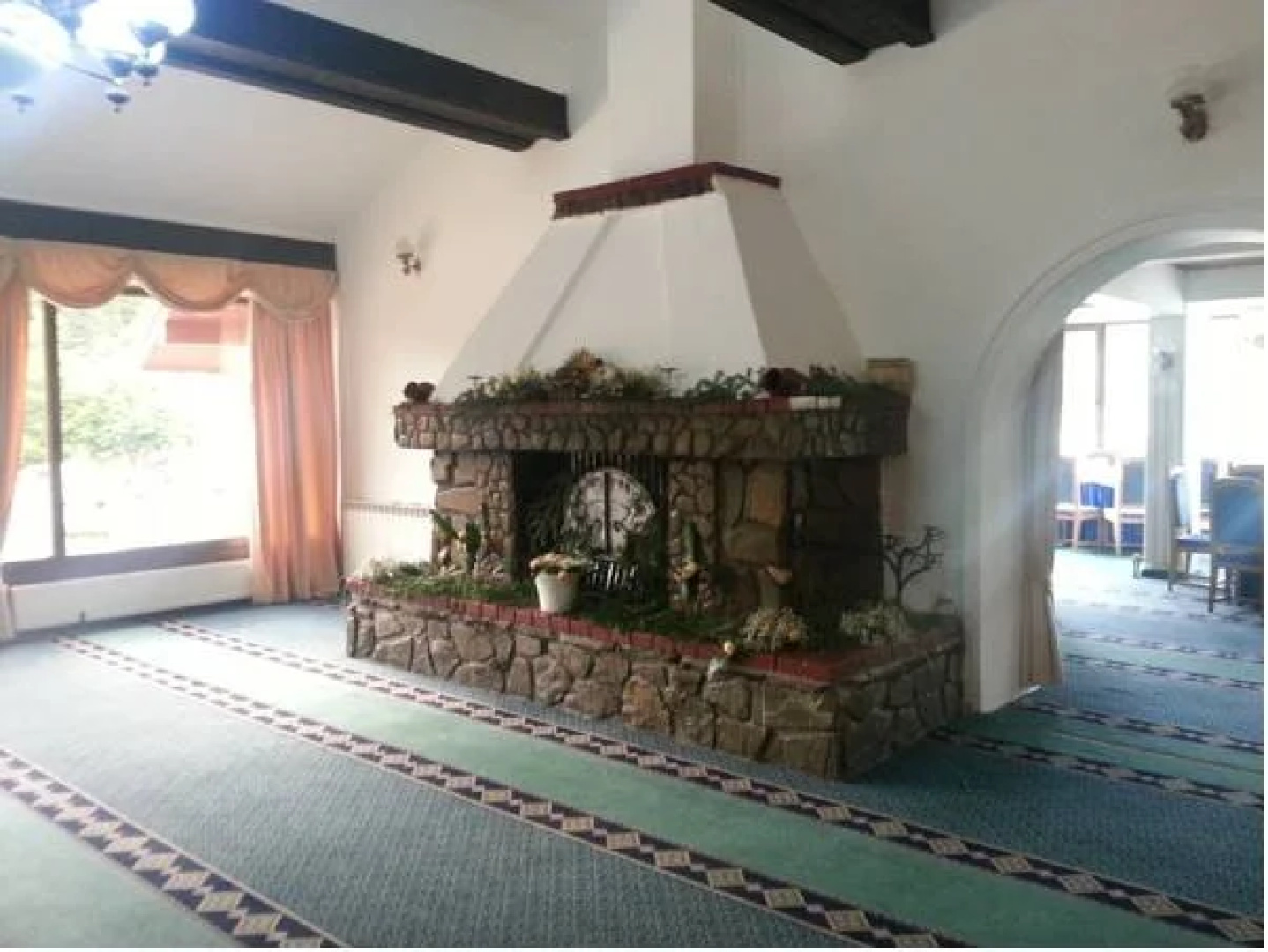 Hotel Cheia