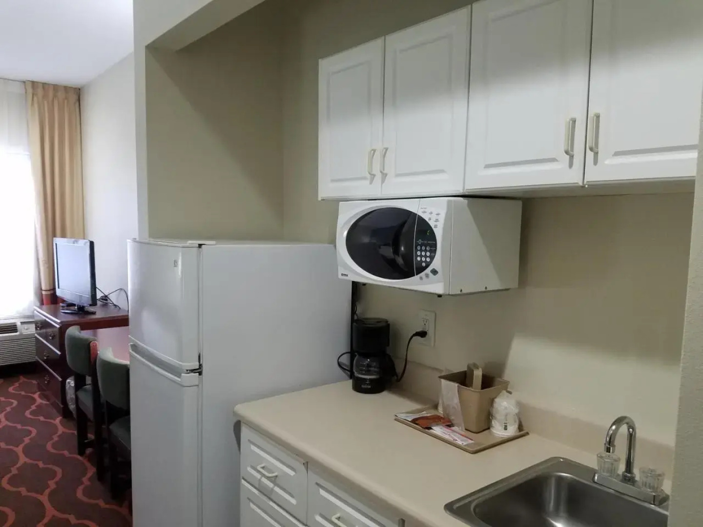 Americas Best Inns Augusta Gro