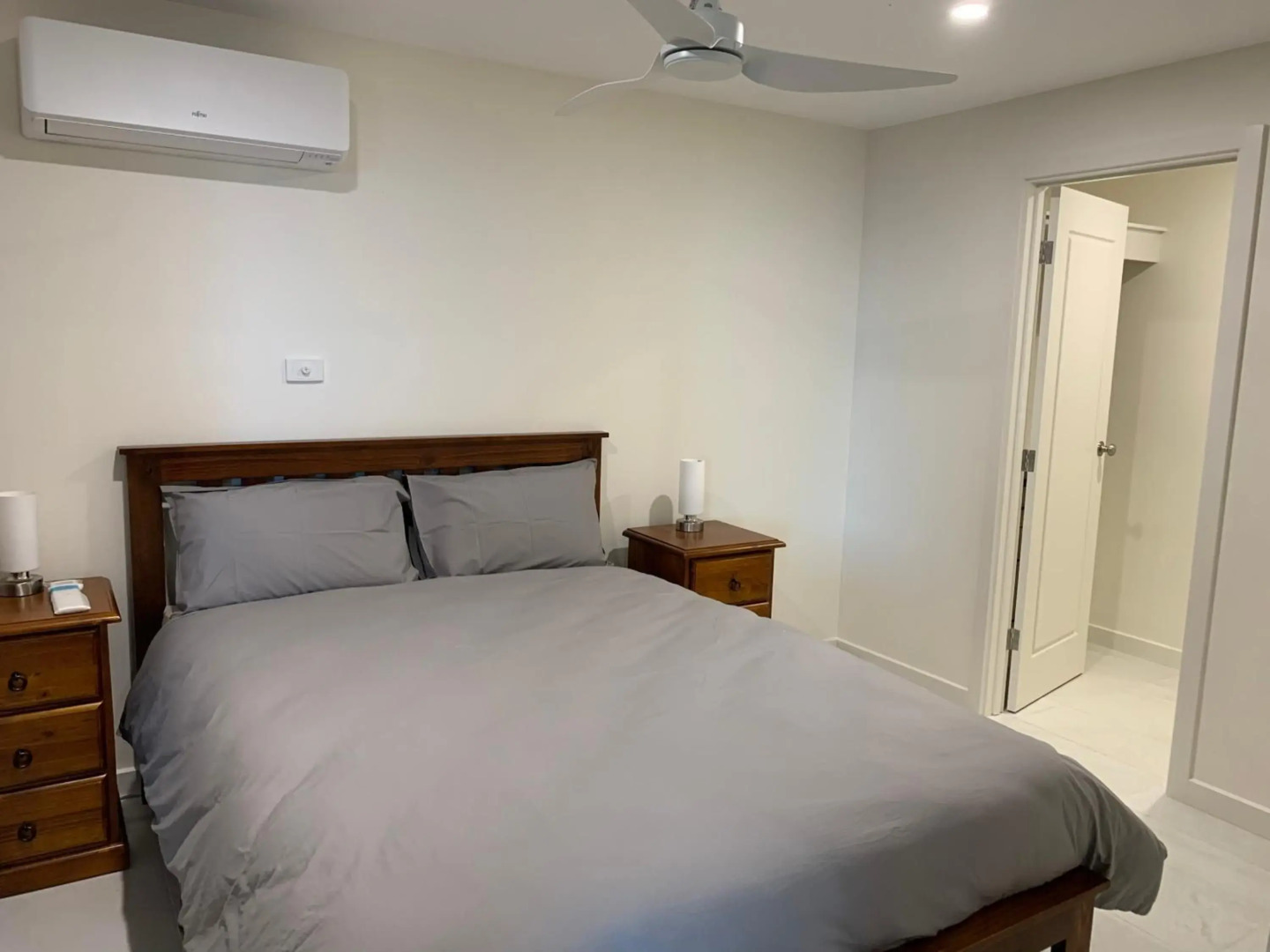 Beachside & Jetty View Apartment 4 - First Mate Apartment