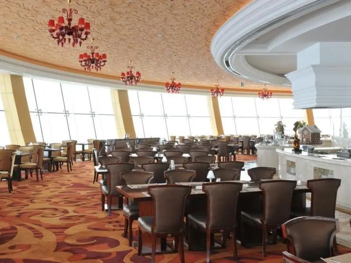 Long Wish Hotel International