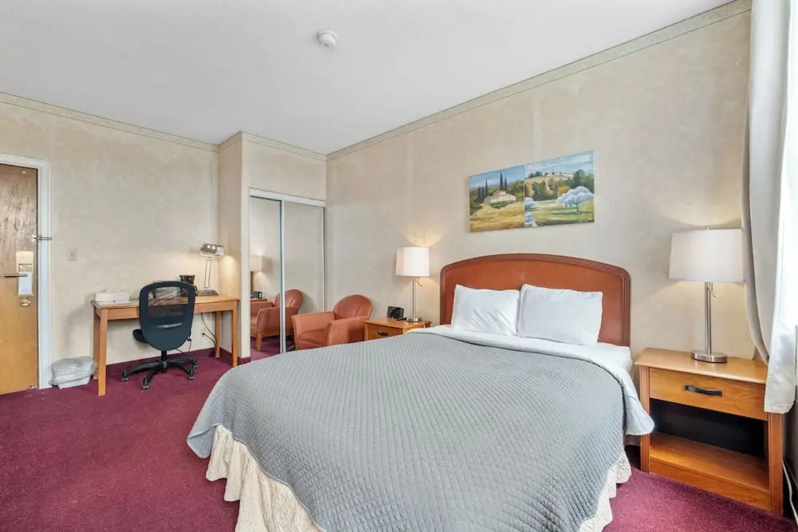 Royal Inn and Suites at Guelph