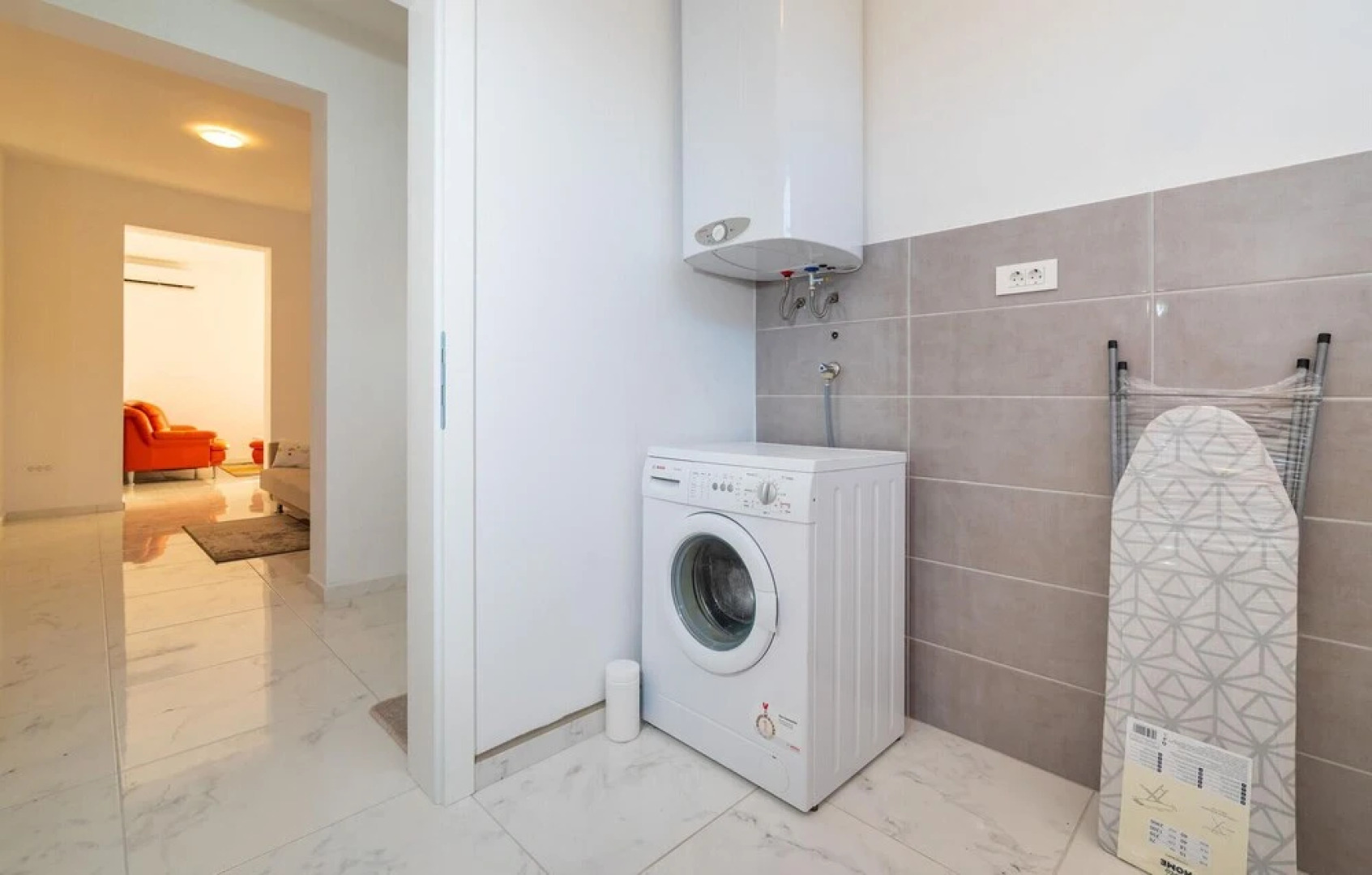 Awesome Home in Karin Gornji With 2 Bedrooms and Wifi