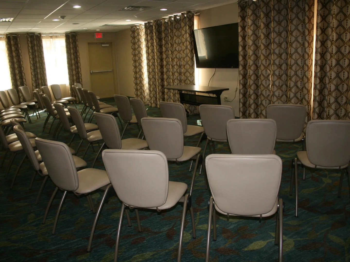 Candlewood Suites College Station At University by IHG