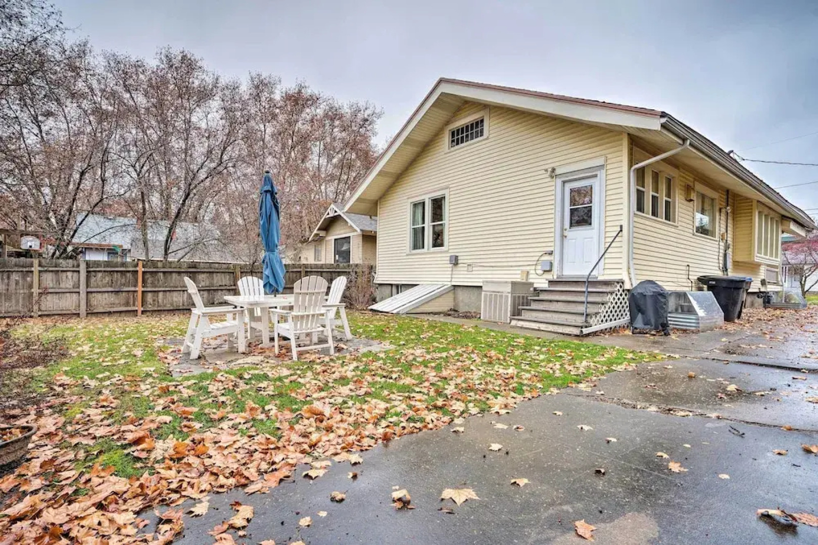 Peaceful Wine Country Getaway - Walk to Downtown!