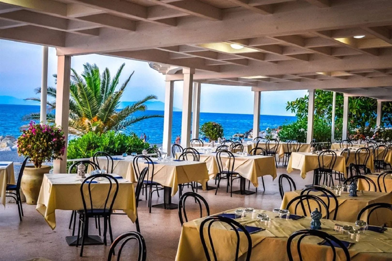 Hotel Ristorante La Scogliera