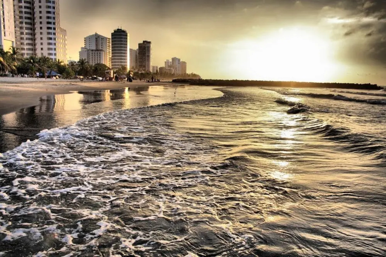 Apartamentos frente al mar Cartagena - Edificio Palmetto