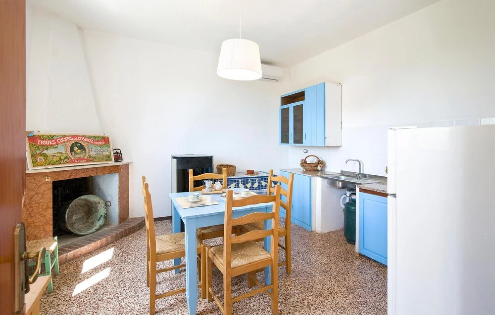 Stunning Home in San Marco Argentano With 7 Bedrooms, Wifi and Outdoor Swimming Pool