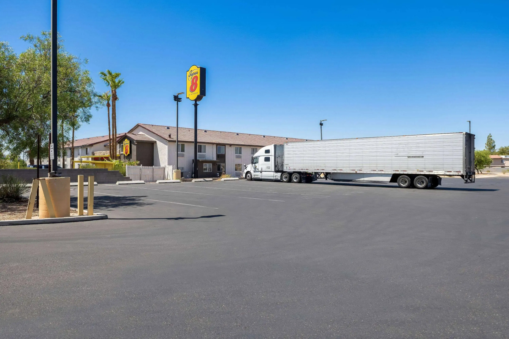 Super 8 by Wyndham Goodyear/Phoenix Area