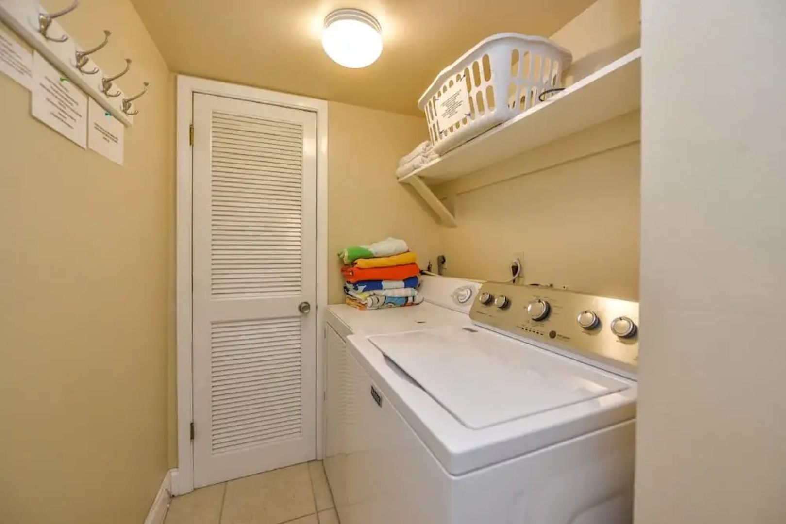 Hummingbird Siesta Key by Beachside Management