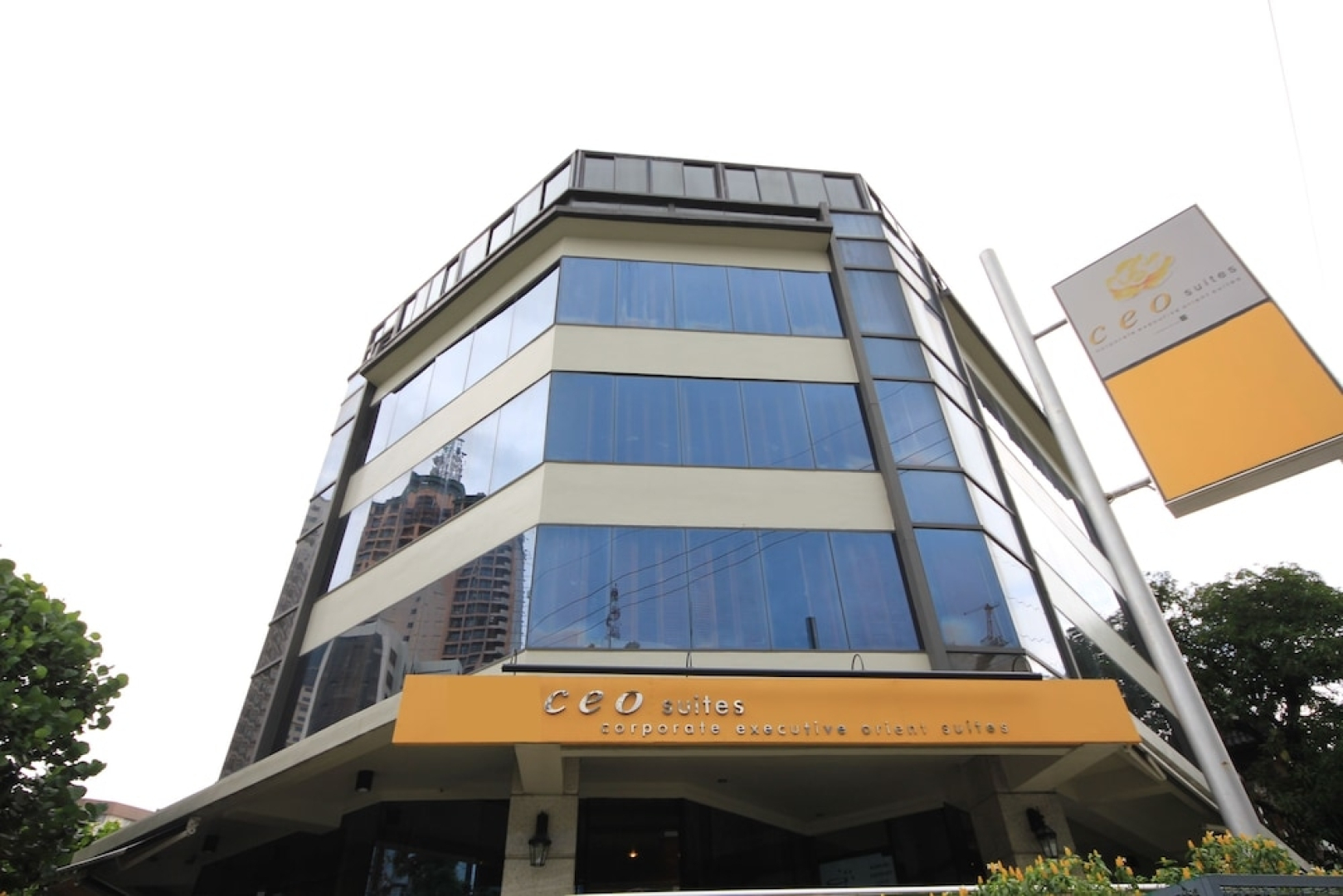Corporate Executive Orient Suites