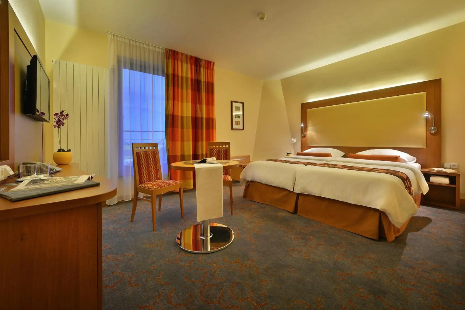 Maximilian Lifestyle Resort