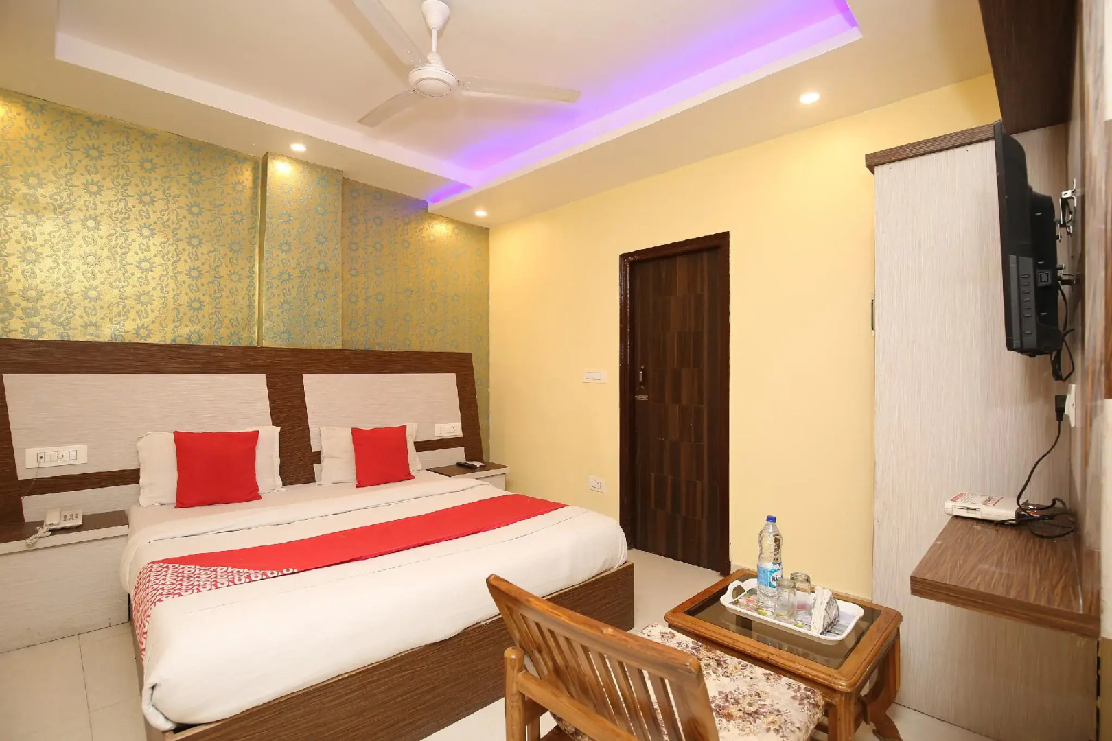 OYO 12258 Royal Residency