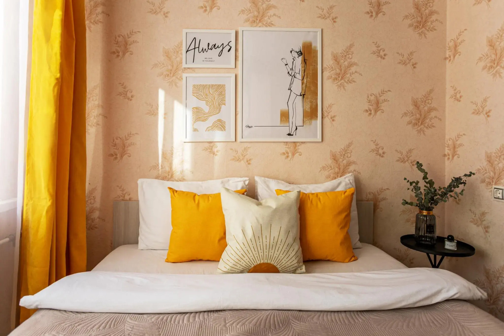 Апартаменты на переулке Манежный 2