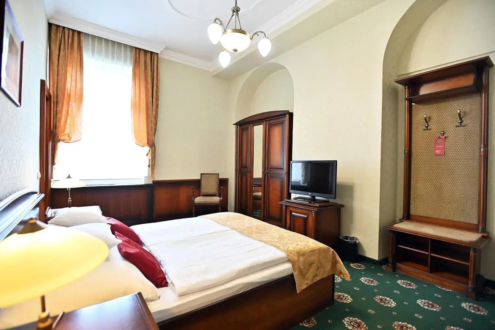 Hotel Eger & Park