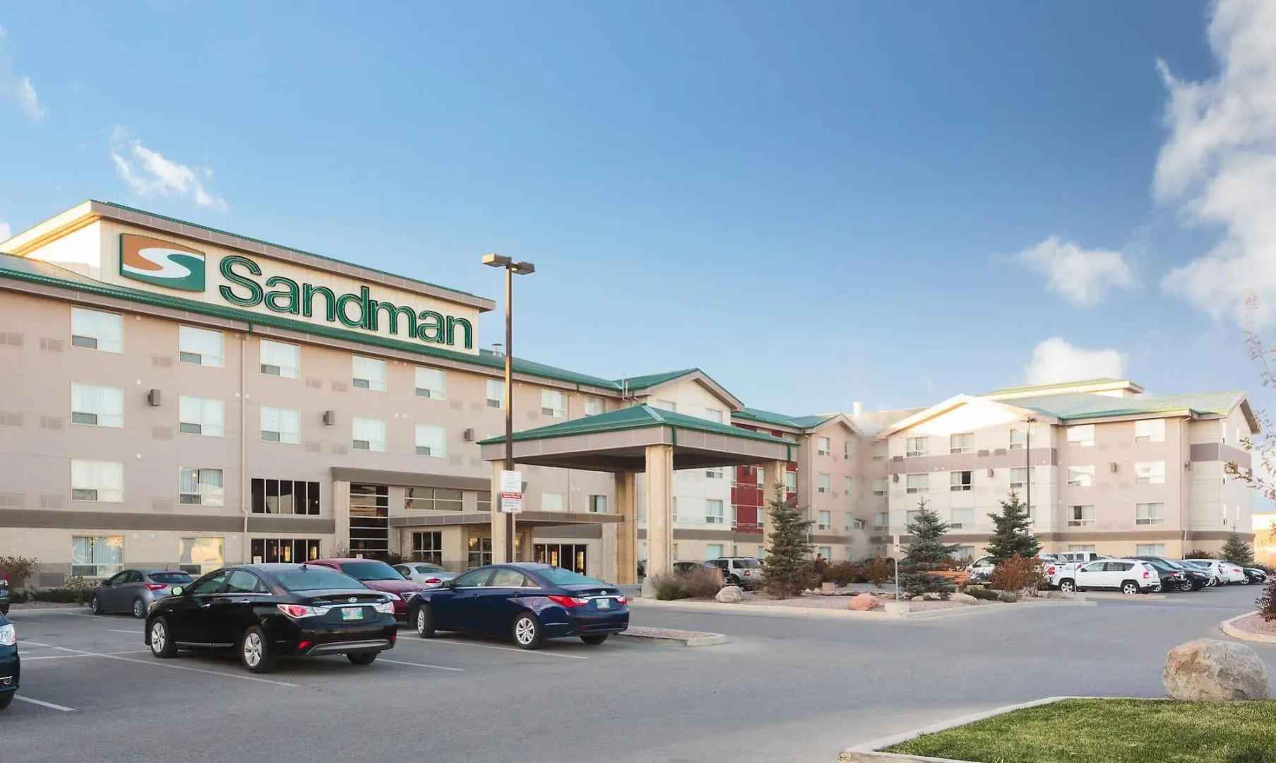 Sandman Hotel & Suites Winnipeg Airport