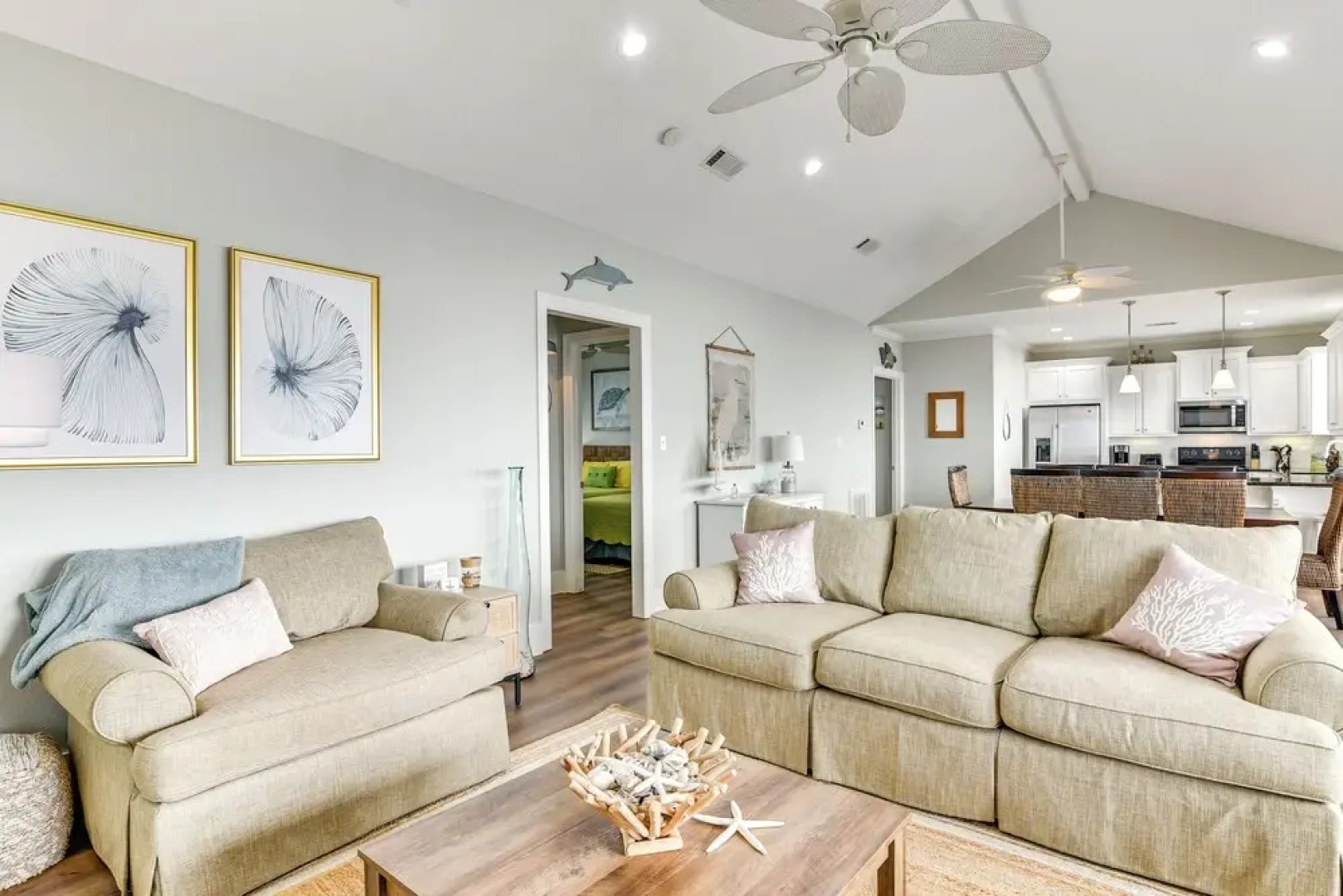 Oceanfront Crystal Beach Vacation Home w/ Deck!