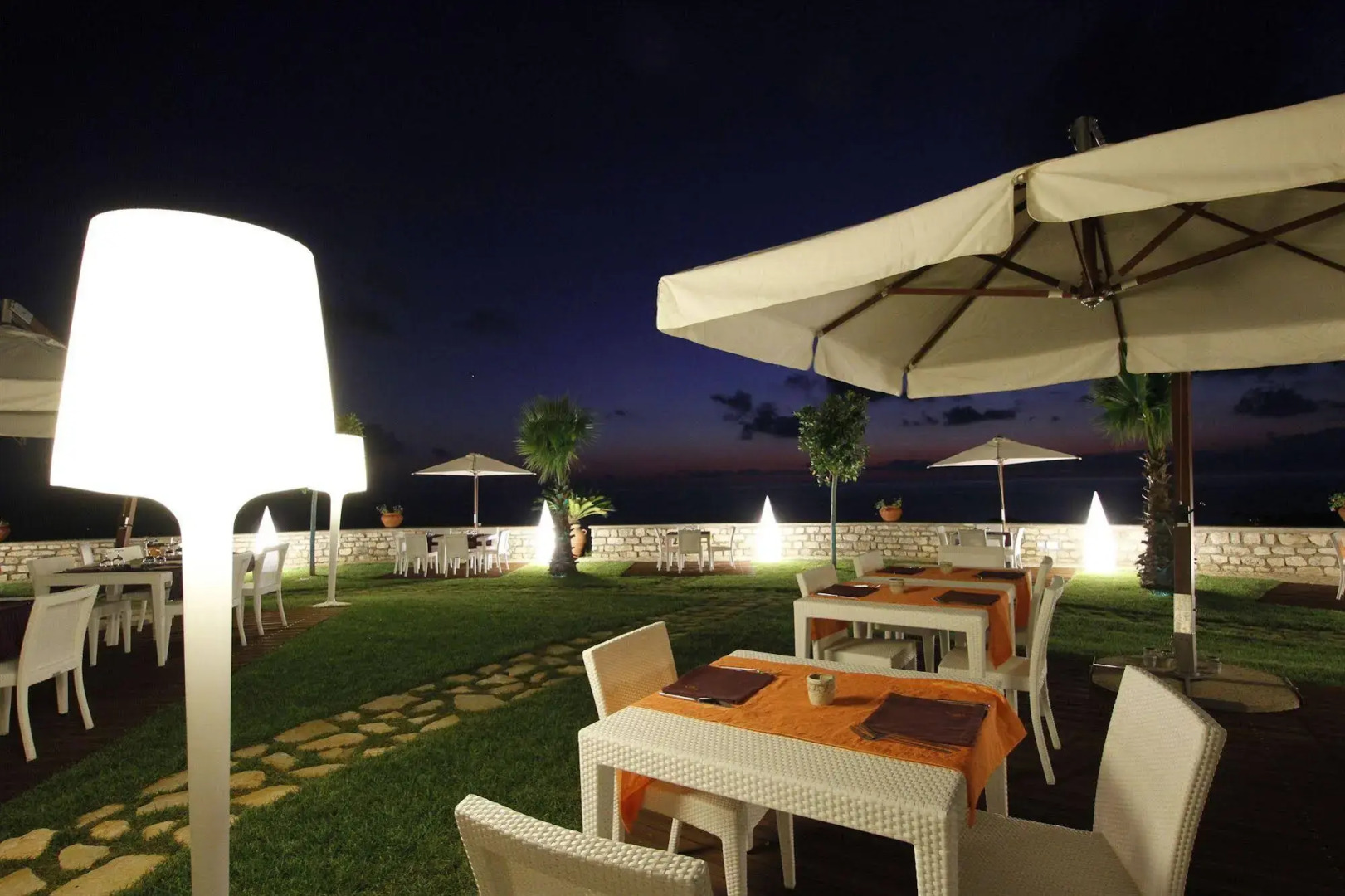 Bouganville Palace Hotel