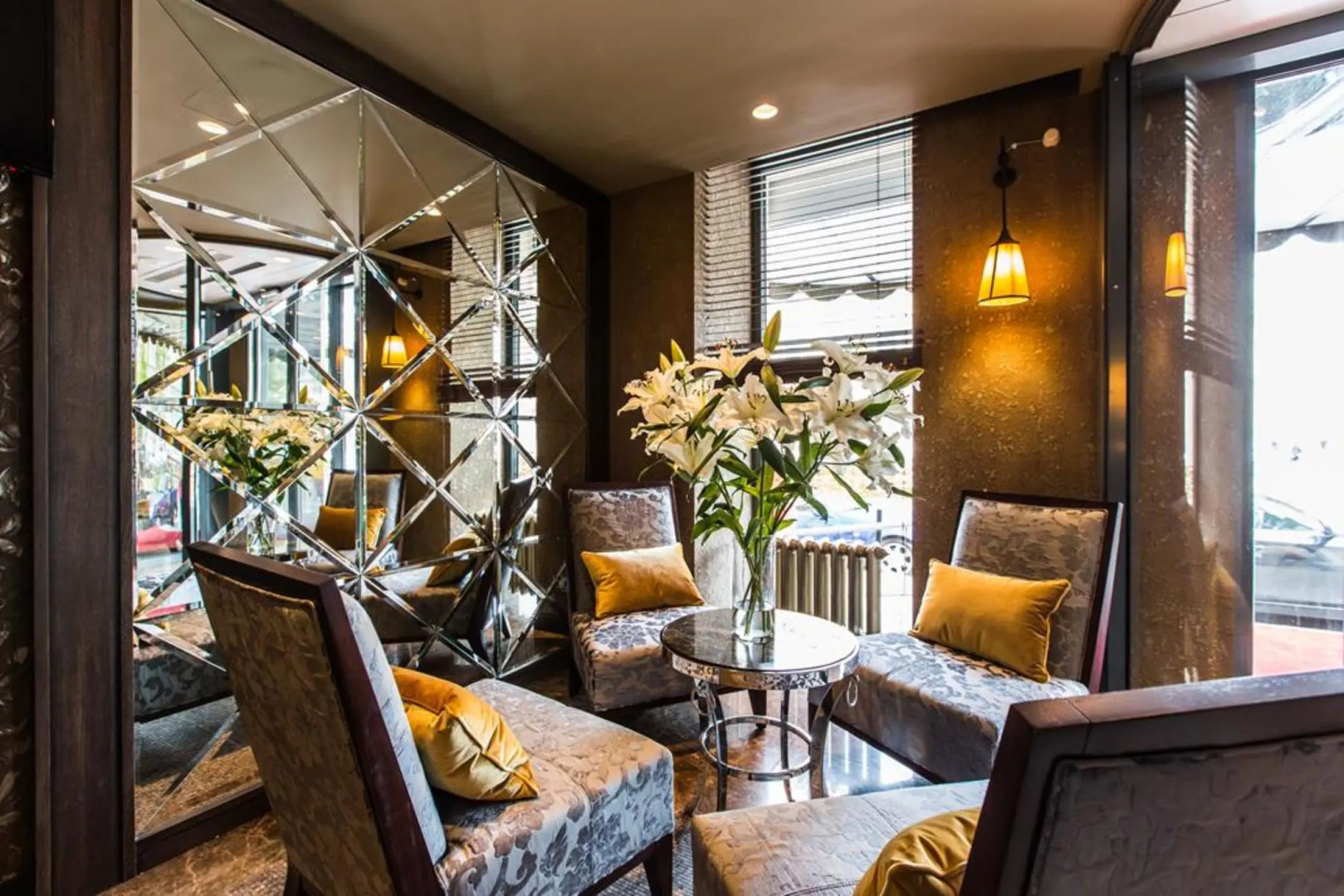 Отель Eurostars Metropole